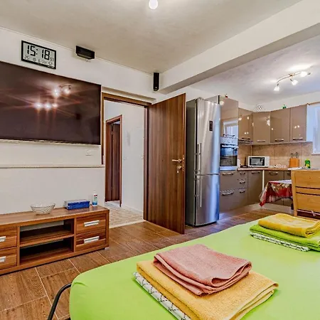 A2-apartment 50m From The With The Sea View Lägenhet