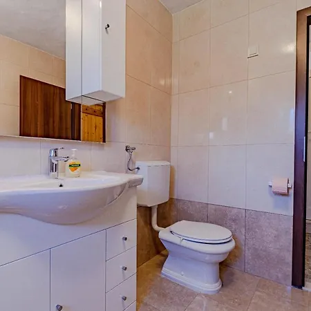 A2-apartment 50m From The With The Sea View Korčula