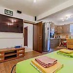 A2-apartment 50m From The With The Sea View דירה