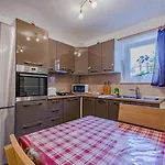 דירה A2-apartment 50m From The With The Sea View