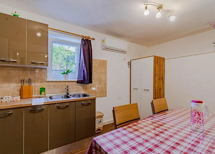 A2-apartment 50m From The With The Sea View Appartamento *