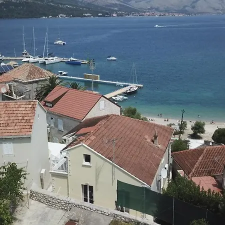 A2-apartment 50m From The With The Sea View