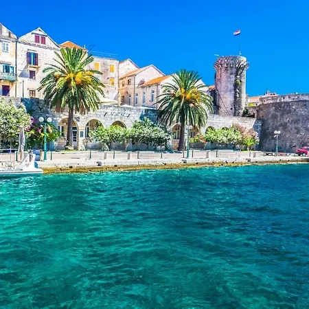 A2-apartment 50m From The With The Sea View Apartman *