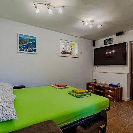 Apartman A2-apartment 50m From The With The Sea View