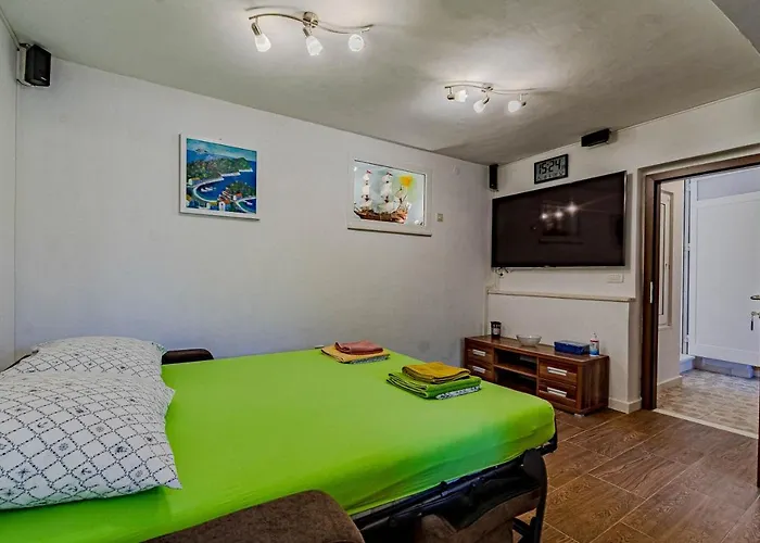 Lejlighed A2-apartment 50m From The With The Sea View
